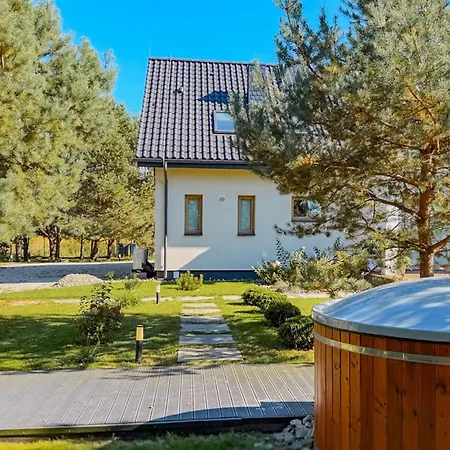 4 Bedroom Gorgeous Home In Nowa Wies Ostrodzka